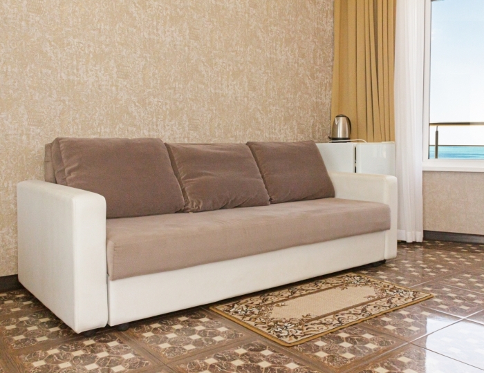 Люкс 2-местный 2-комнатный - Отель Лайтхаус» / Lighthouse